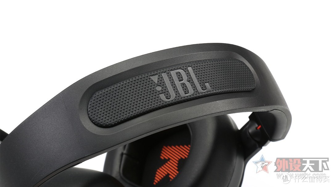 JBL QUANTUM 200游戏耳机评测：轻量舒适