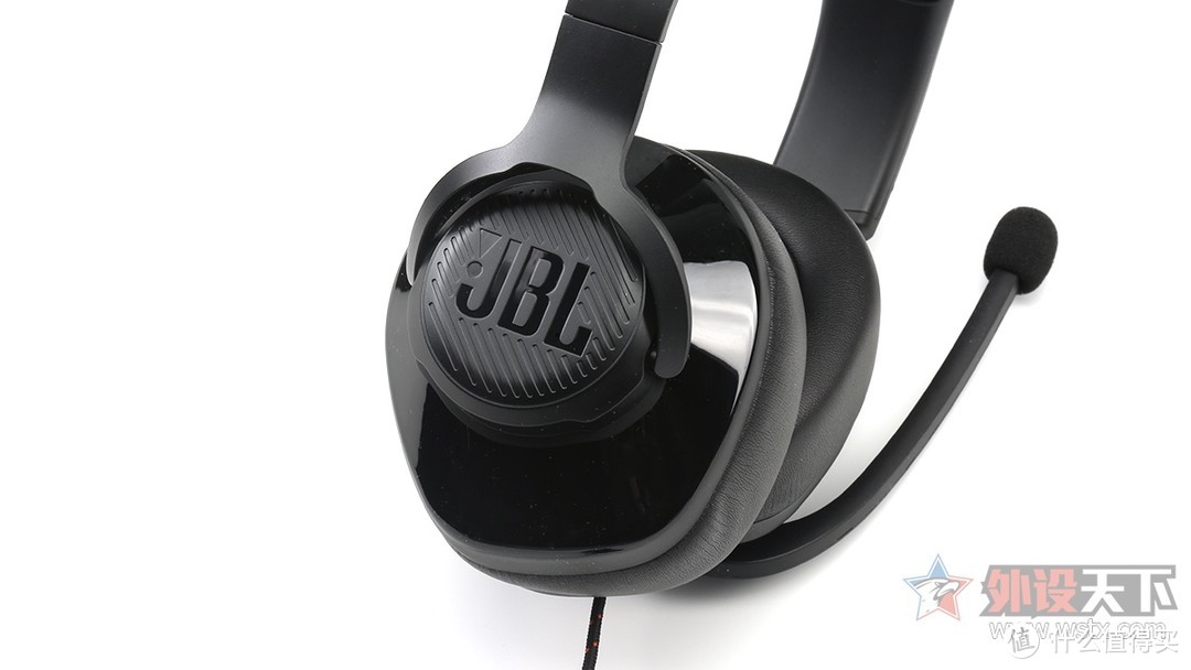 JBL QUANTUM 200游戏耳机评测：轻量舒适