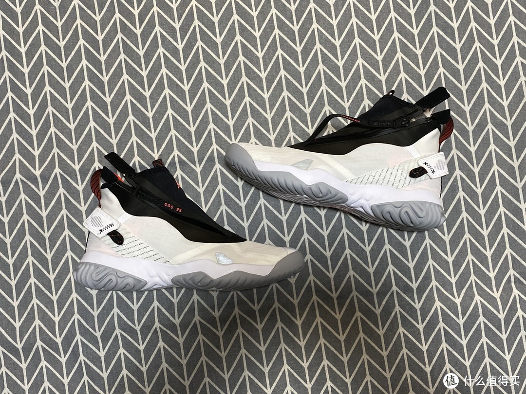 又能出街又能养生篮球的Air Jordan Proto-React Z