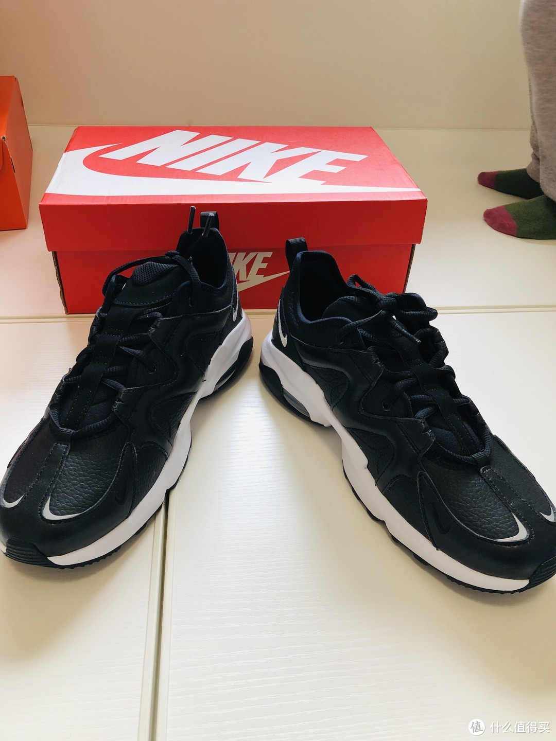 运动=快乐之源，起底我的耐克鞋装备—Nike Air Max Graviton LEA