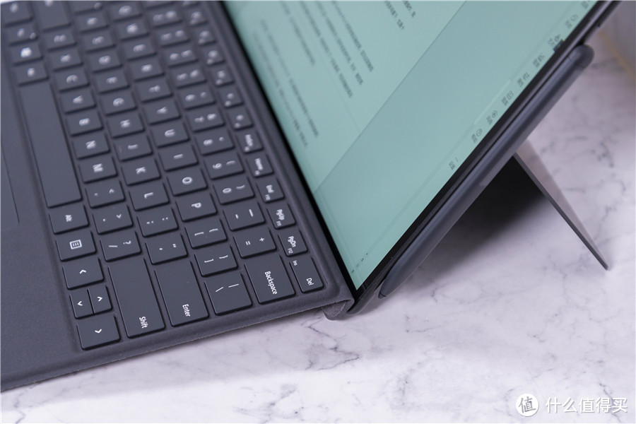 微软Surface Pro X测评：为什么说这是一款具有未来感的笔记本？