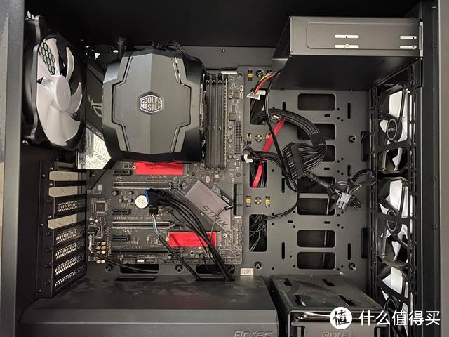 一键超频上5G什么 感觉，把玩华硕ROG Strix Z390-F Gaming电竞主板