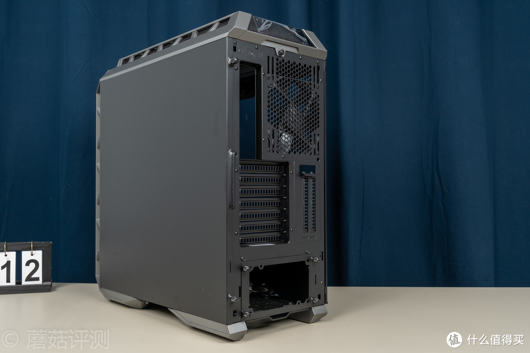 外观大气，内部空间夸张、酷冷至尊MasterCase H500P中塔机箱 评测