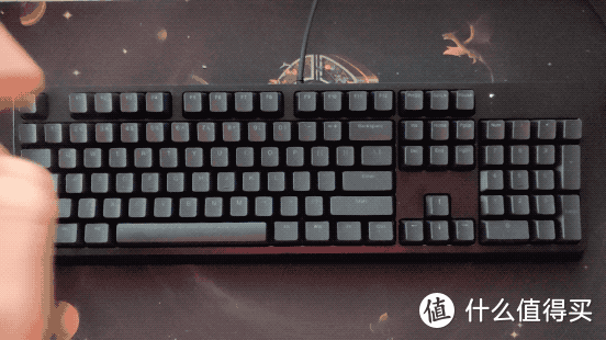华丽的灯光秀—ikbc R410  RGB背光游戏键盘红轴款体验