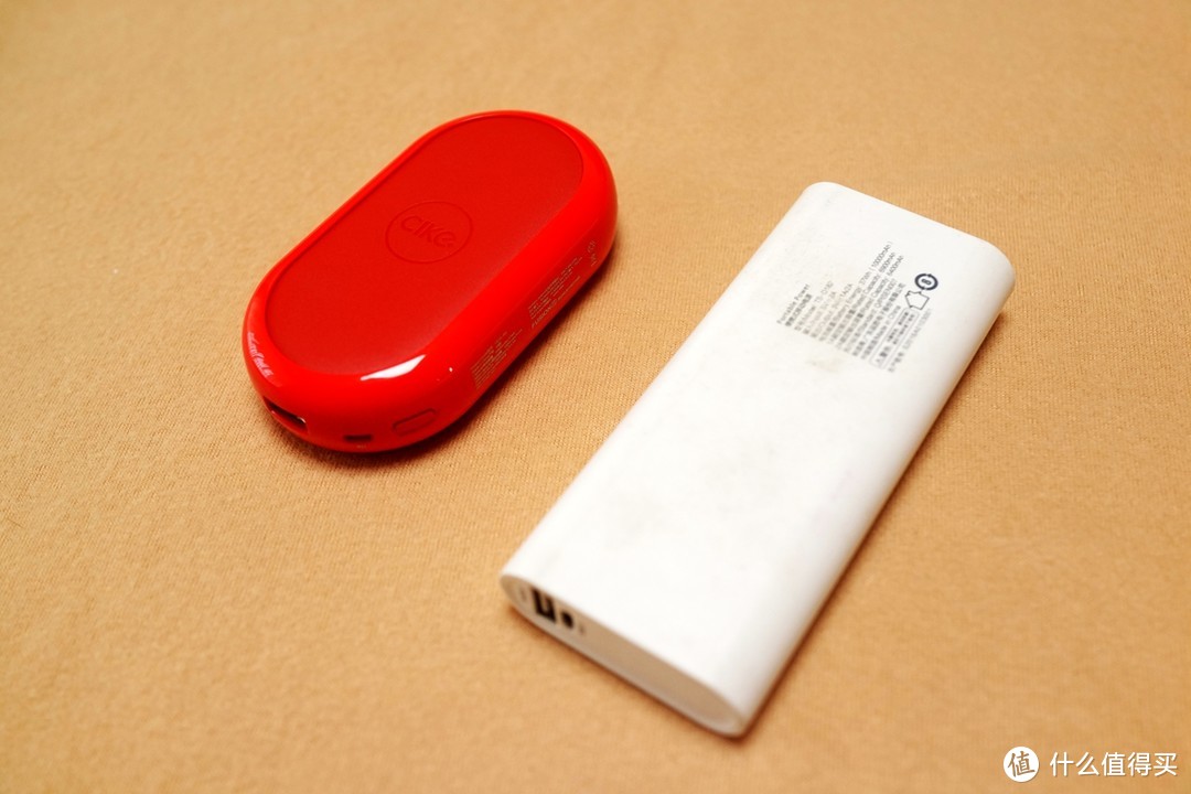 有线无线 圆润随身--cike小红玩10000毫安充电宝