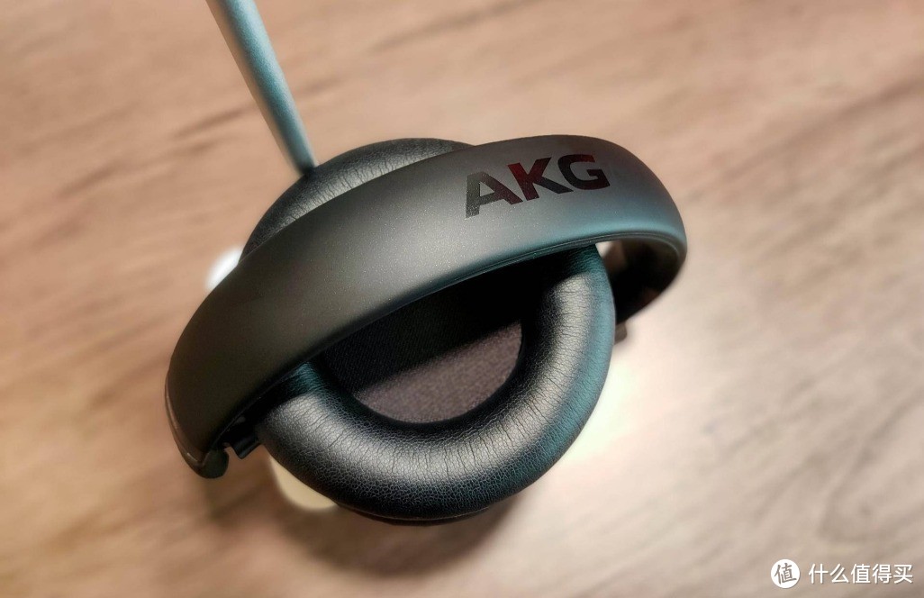 环境感知、专业降噪，AKG Y600NC耳机评测：快充后盾、通勤利器