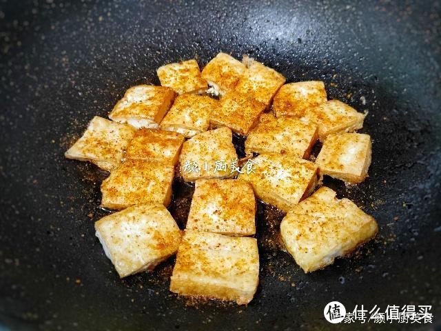 豆腐别再煮着吃了，这不一样的做法馋哭你，不懂这么吃可惜了