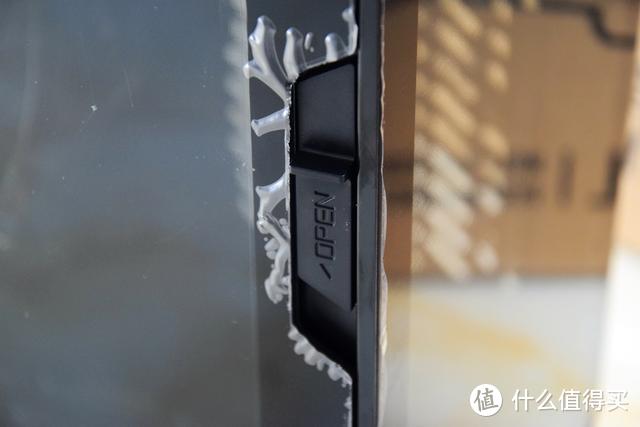 安钛克冰钻P120开启机箱炫酷新潮流，垂直显卡+分体/一体水冷支持