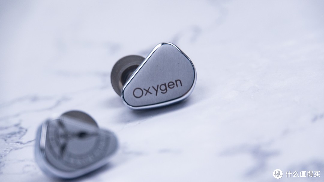 TANCHJIM Oxygen 贪吃鸡氧气：用你想不到差异成为爆款耳机