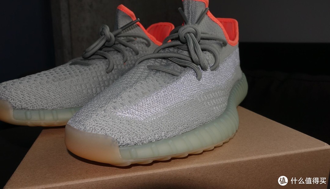 Adidas Yeezy 350 V2 Desert Sage 侧透满天星开箱测评真假对比