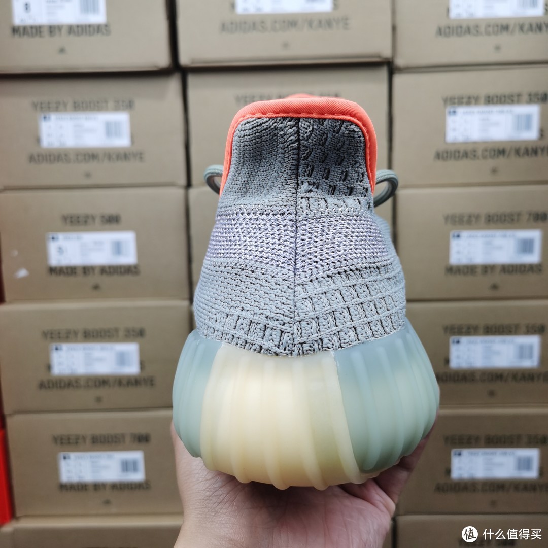 Adidas Yeezy 350 V2 Desert Sage 侧透满天星开箱测评真假对比