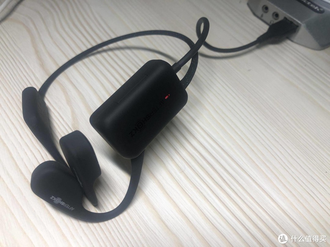 AfterShokz韶音AS700 Xtrainerz -安全舒适的骨传导运动播放器