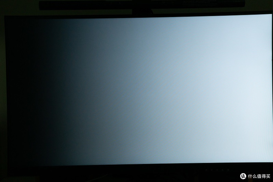 穷人的小金刚之梦：实测1600元的X宝群创K7B面板显示器是否靠谱！