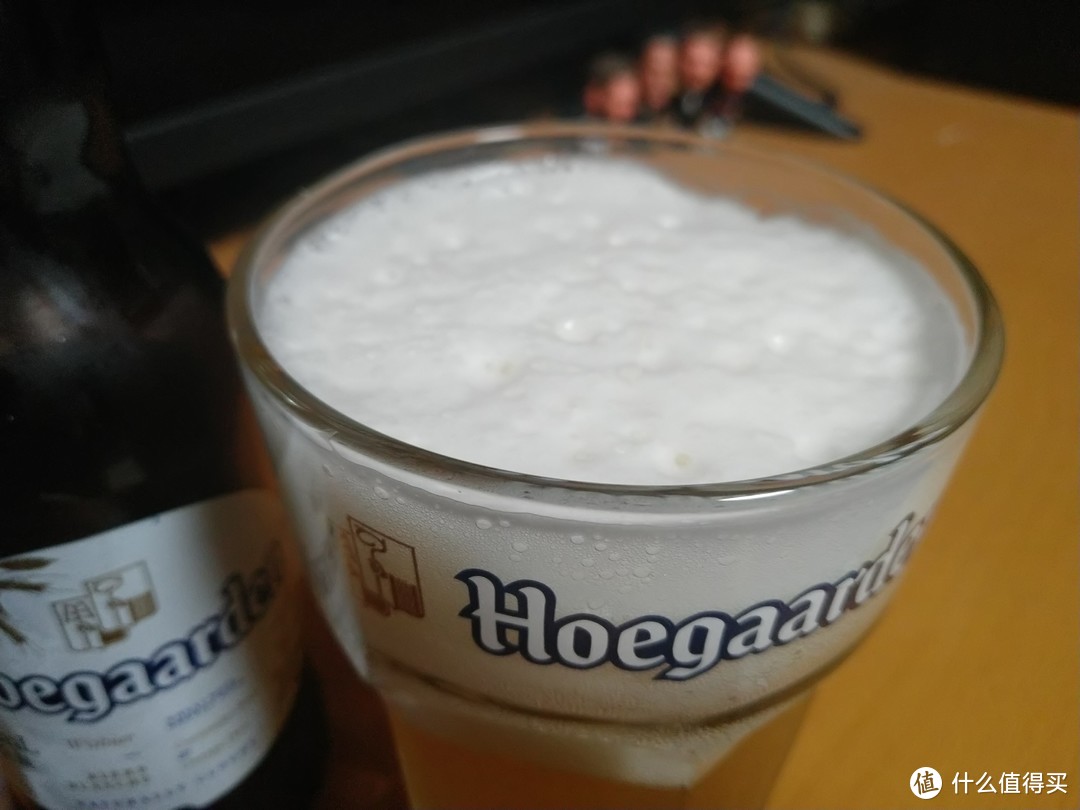 还没评测差点就喝完--hoegaarden 福佳 精酿啤酒