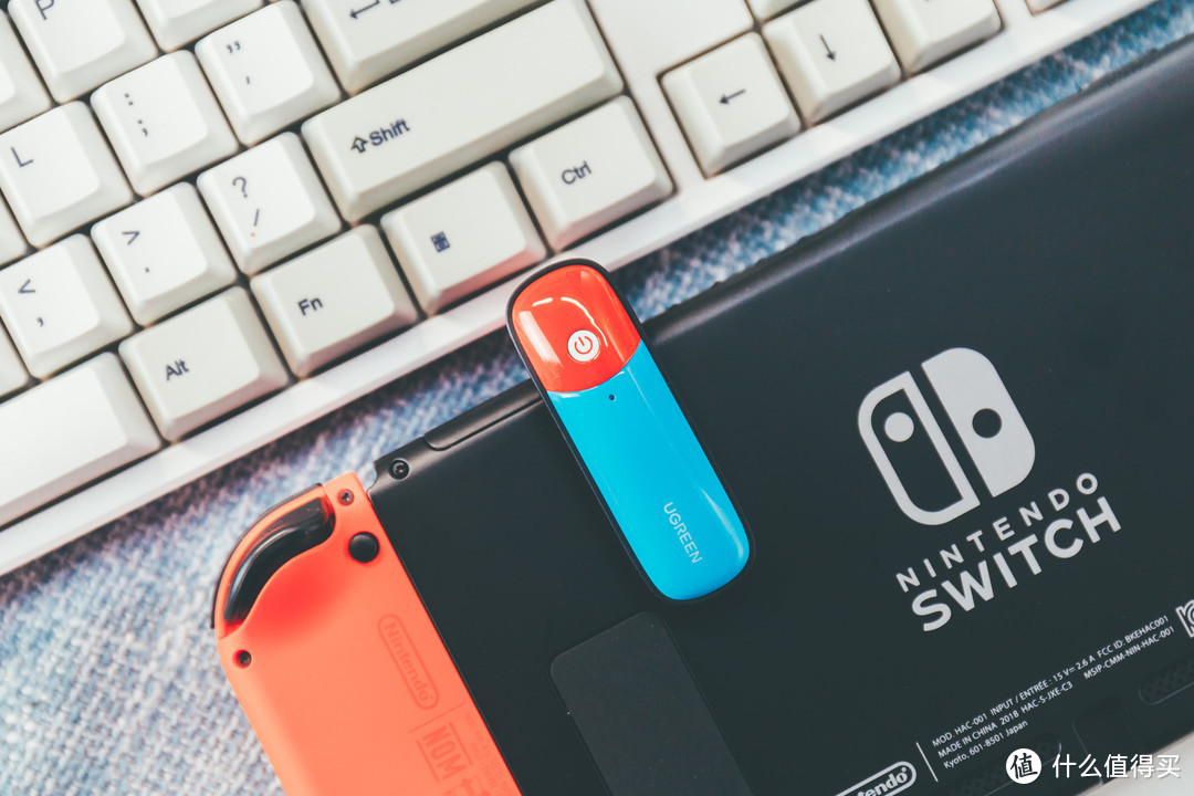 抛弃有线耳机，Airpods亦可畅玩Switch，绿联Switch蓝牙适配器