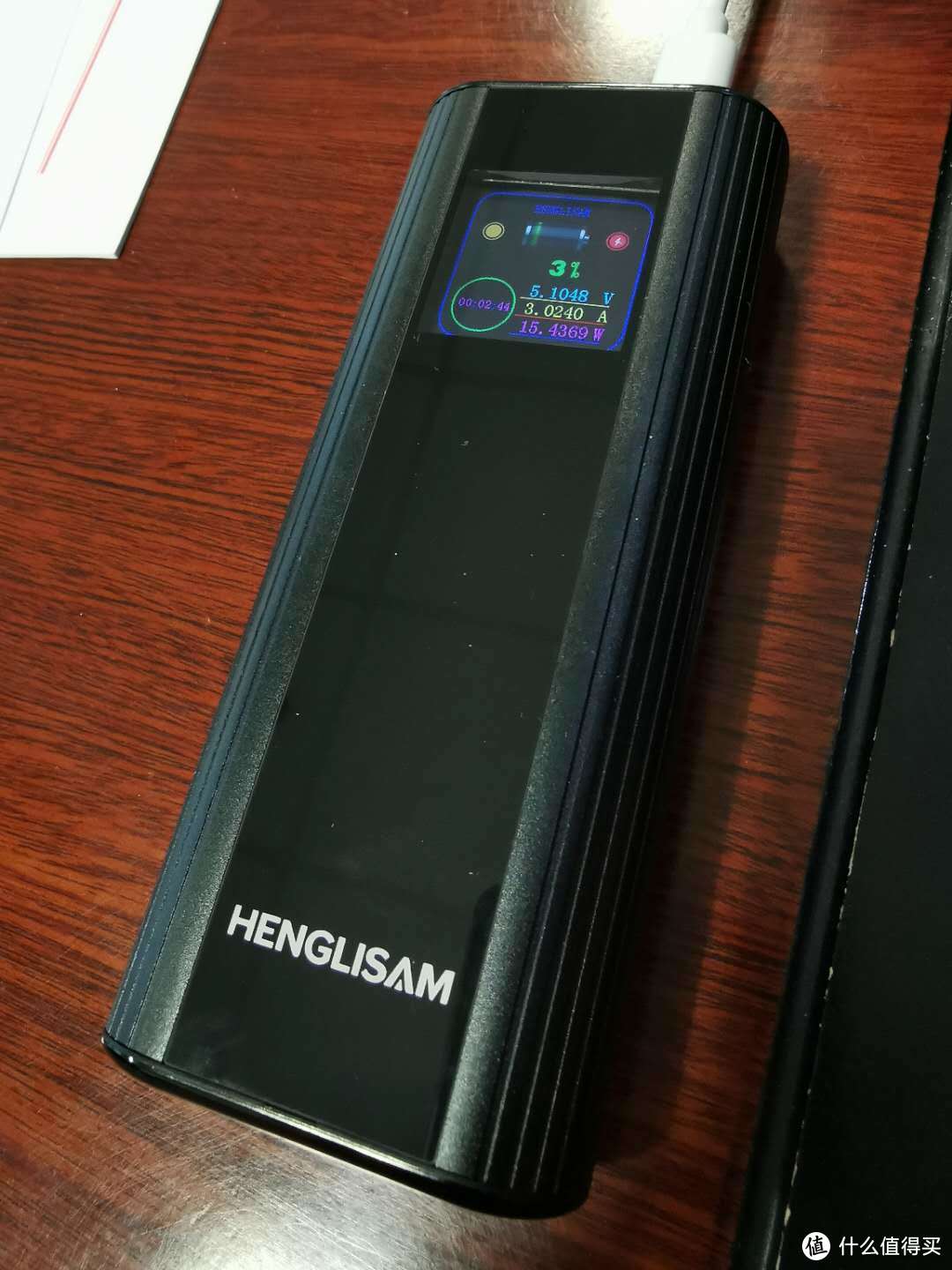 HENGLISAM 10000mAh 45W PD双向快充移动电源快乐评测