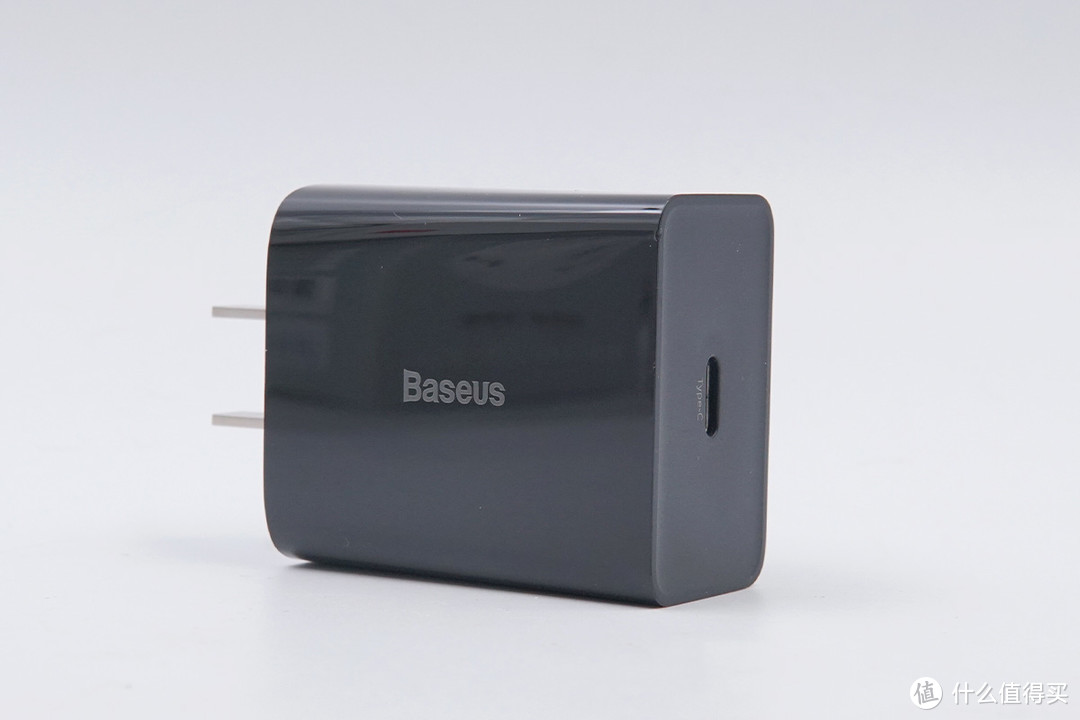 拆解报告：Baseus倍思18W USB PD快充充电器TC-012PD