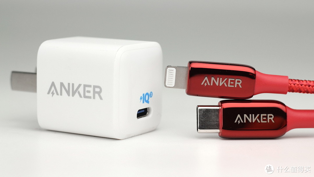 iPhone 18W USB-C快充——ANKER18W充电器+USB-C转闪电拉车线拆解评测