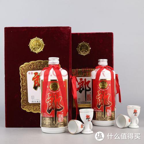 家里没矿喝不起茅台？没关系！这4款白酒也值得一品