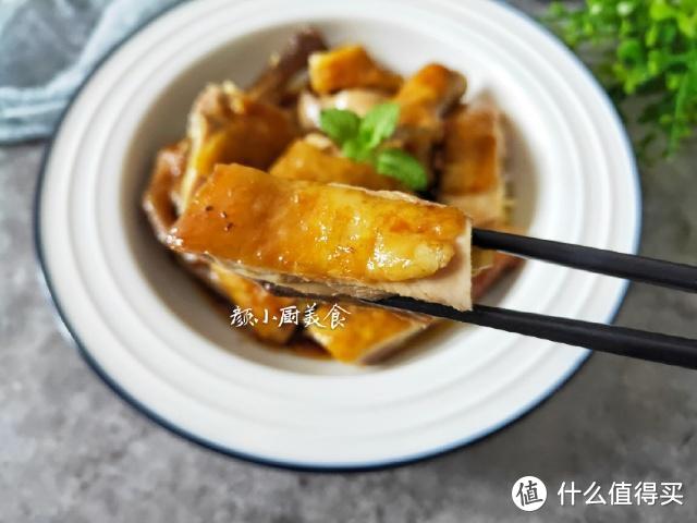 鸡肉别老煲汤，这么做又嫩又滑，还增强体质，上桌孩子连皮都啃光