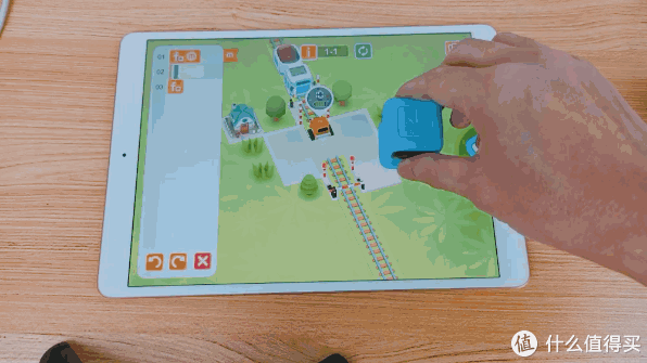 别小看这款神奇的积木,4岁的孩子也能用它学编程