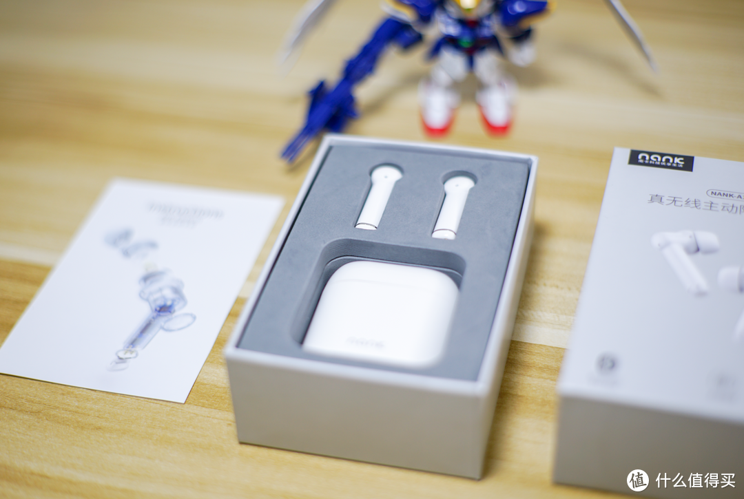 比苹果AirPods Pro大一圈的国产降噪耳机如何？南卡A1上手体验