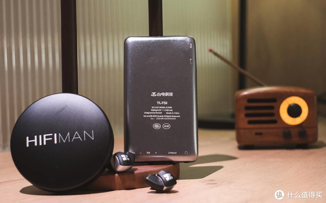 表妹晋级耳机发烧友，不怕入坑，选HIFIMAN RE2000让你一步到位