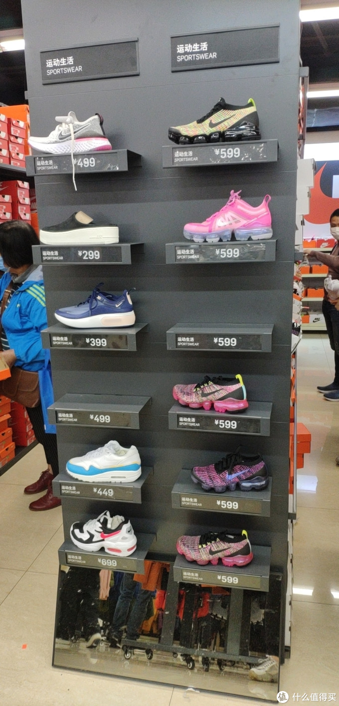 nike折扣店6折大优惠_休闲运动鞋_什么值得买
