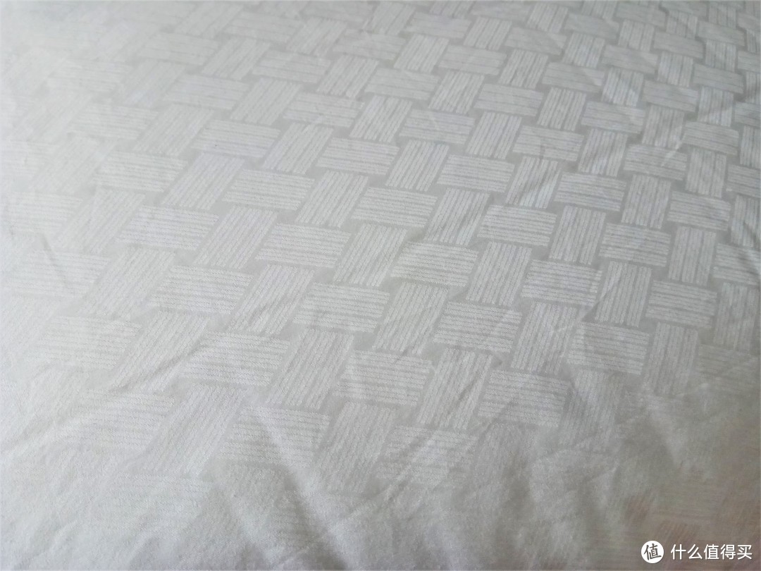  羽绒枕选购之Mido House 高度可调羽绒枕，乳胶+羽绒相结合 