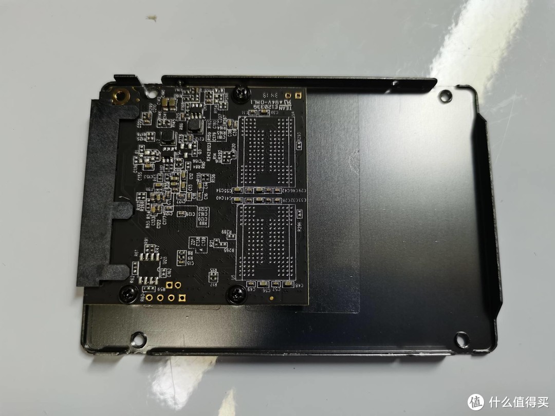 酷兽240G SATA SSD测评，低价优质引发真香定律