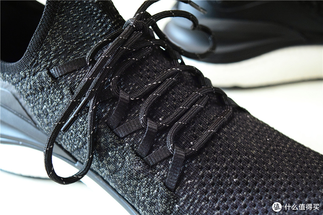 轻盈更舒适，支持整体机洗：米家运动鞋4体验！