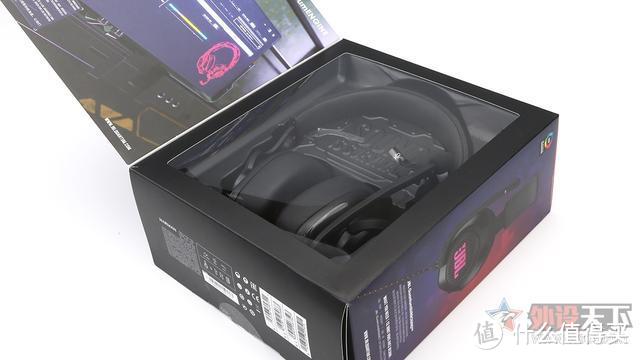 JBL QUANTUM 400游戏耳机评测：定位精准