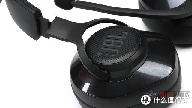 JBL QUANTUM 400游戏耳机评测：定位精准
