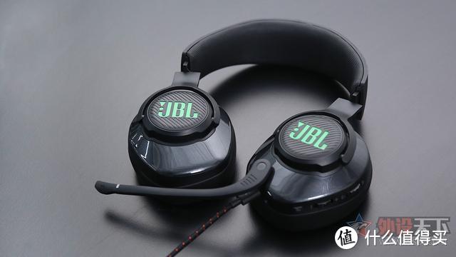 JBL QUANTUM 400游戏耳机评测：定位精准