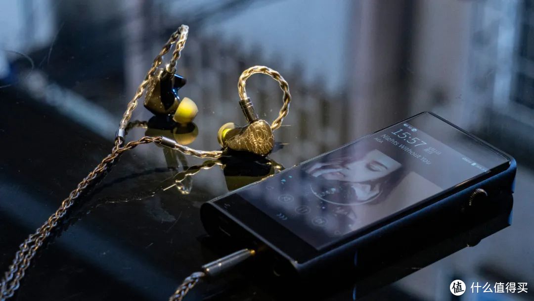 回忆港乐辉煌的瑰宝——山灵ME700周年典藏版耳机