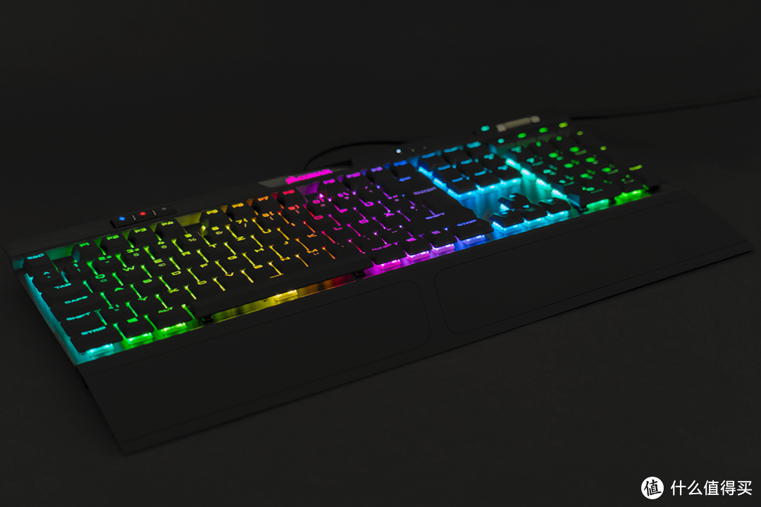 炫酷机械者，海盗船K70 RGB MK.2机械键盘上手简评