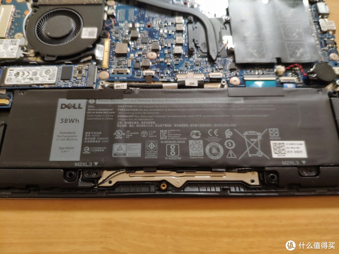 疫情期间一次海淘带来的升级——Dell Vostro 成就 5000拆机与升级小记