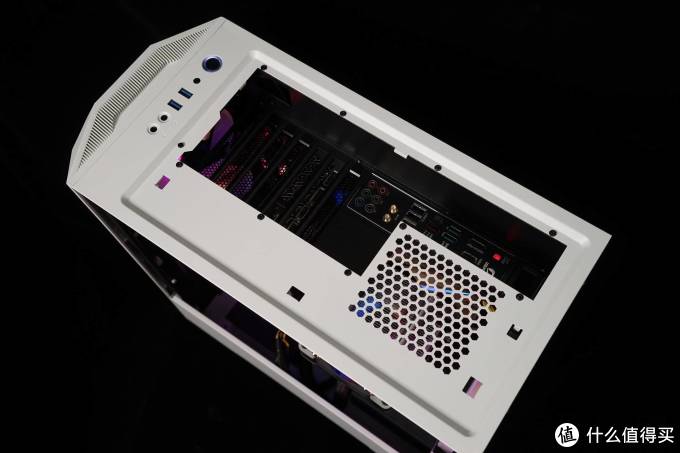 鑫谷ATX3.0游戏机箱战未来,零售价299元的开元G5性价比最高