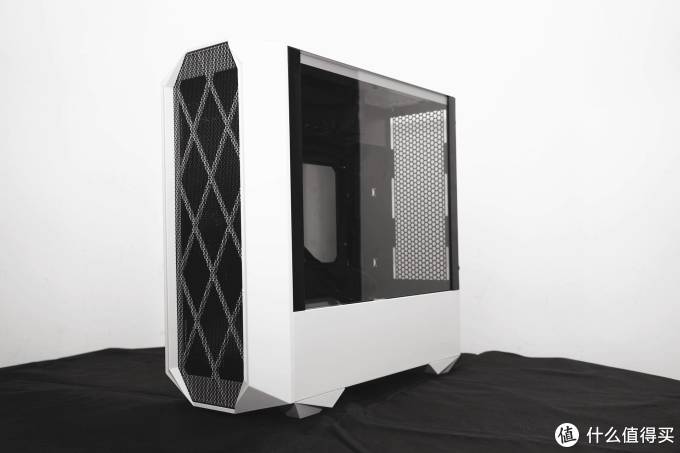 鑫谷ATX3.0游戏机箱战未来,零售价299元的开元G5性价比最高