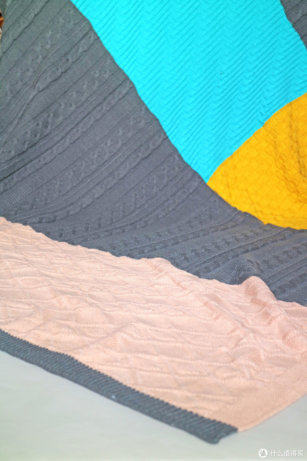 海澜优选拼色毯，多彩的惊喜，随车御寒的好物