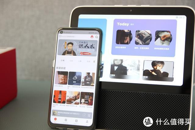 Redmi 小爱触屏音箱，让“智能”看得见