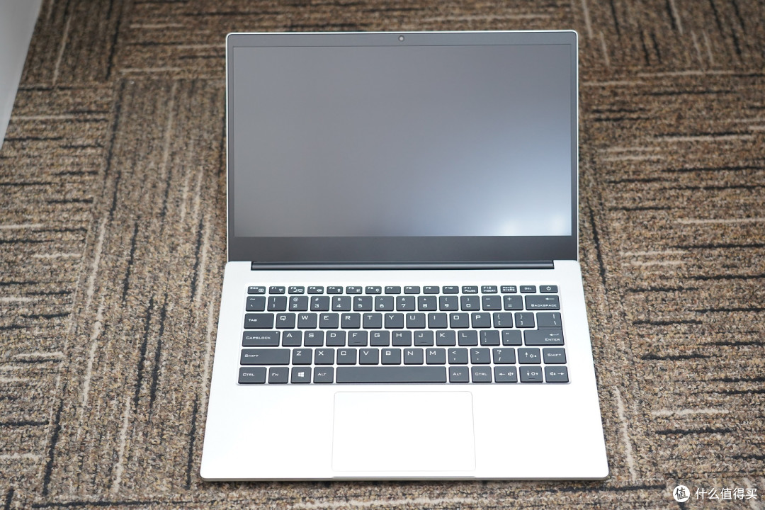 十代i7性能全释放测机械革命s2银色版