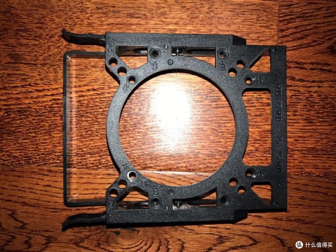 36元给机箱加4个硬盘架合适吗 机箱硬盘架开箱 电脑外设 什么值得买