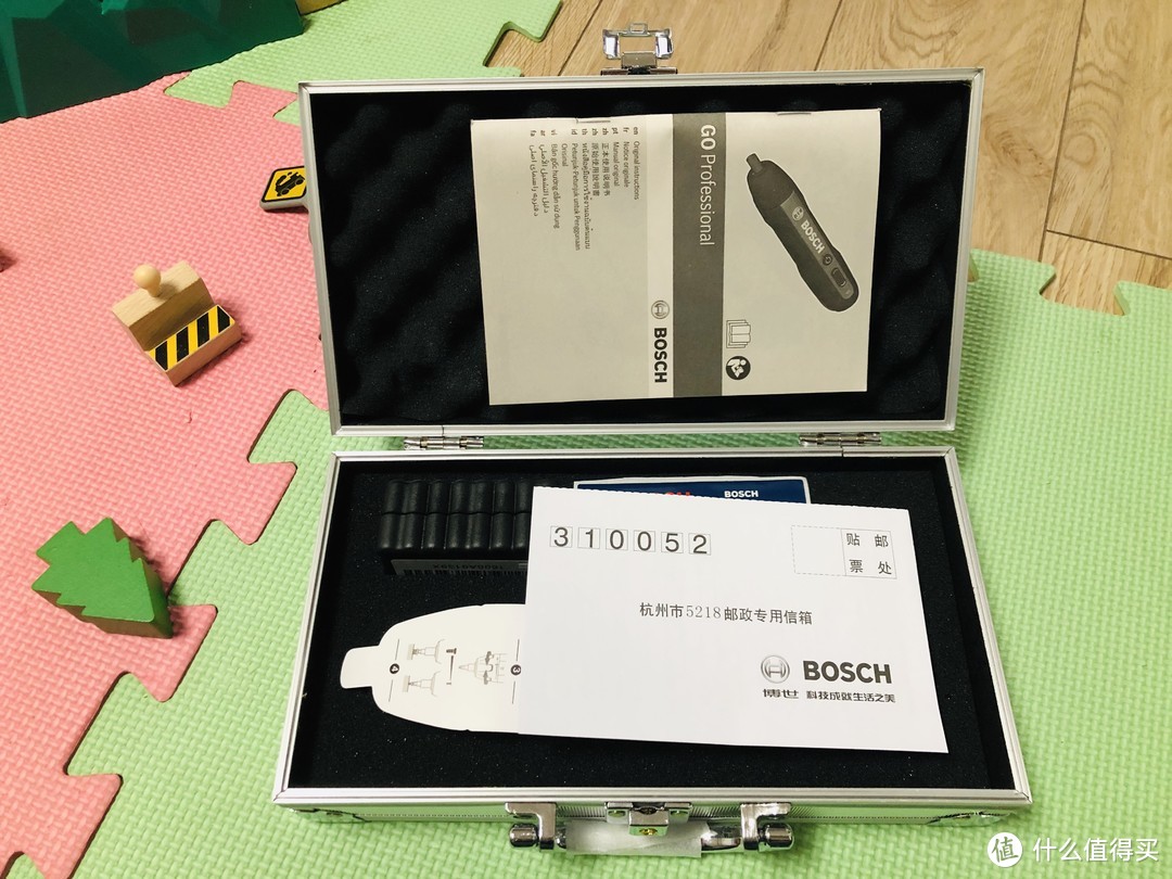 精巧灵动的值得买站内名物—BOSCH GO 2代电动螺丝刀铝合金尊享版，事半功倍的生活利器