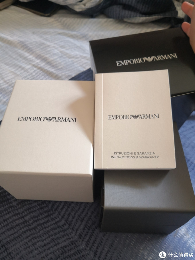 阿玛尼满天星玫瑰金女士手表