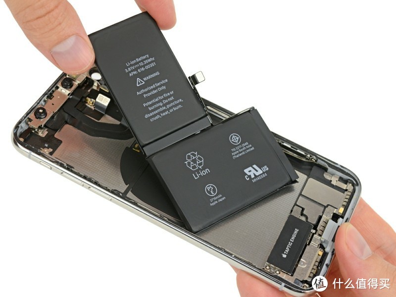iPhone X 开始双层主板、双电池