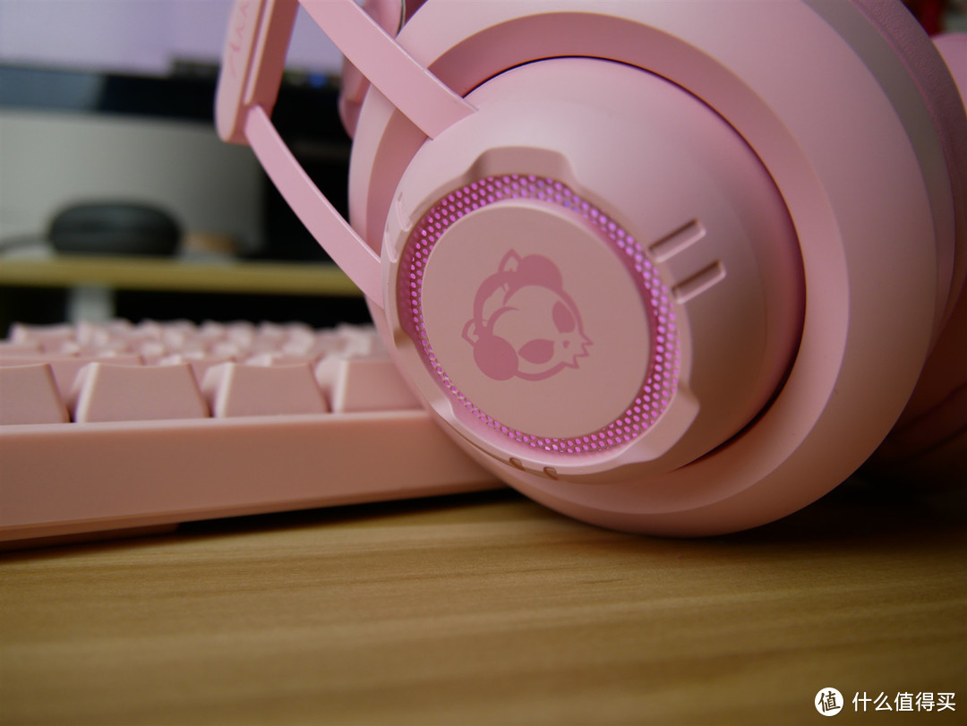 猛男之选——Akko AD701 粉色游戏耳机
