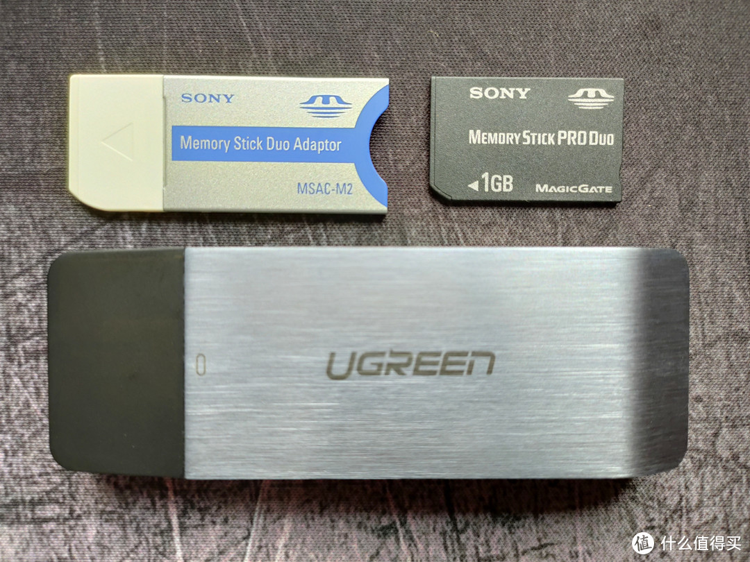 从抽屉里翻出旧的SONY记忆棒能否再用？UGREEN（绿联）USB3.0多功能合一读卡器体验