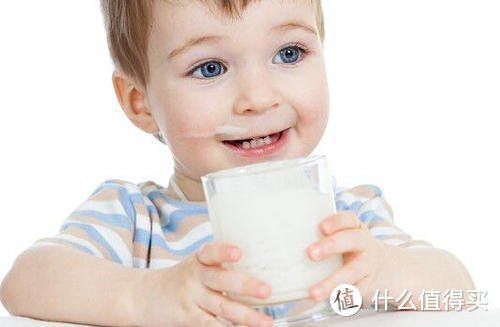 【科普+种草 】宝宝何时可以喝牛奶？又该如何挑选？附好物推荐！