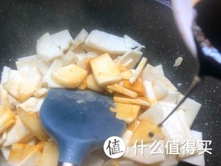 绿笋这样做，超级下饭好吃，快试试